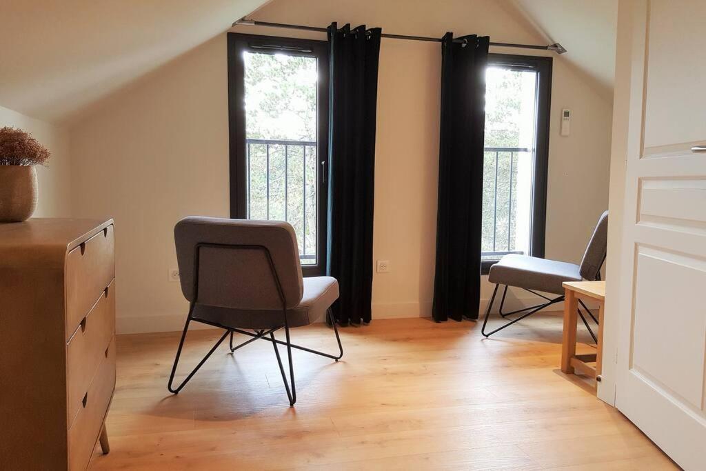 La Maison De L'Ecu : Charme Et Vue Incroyable Бон Екстериор снимка