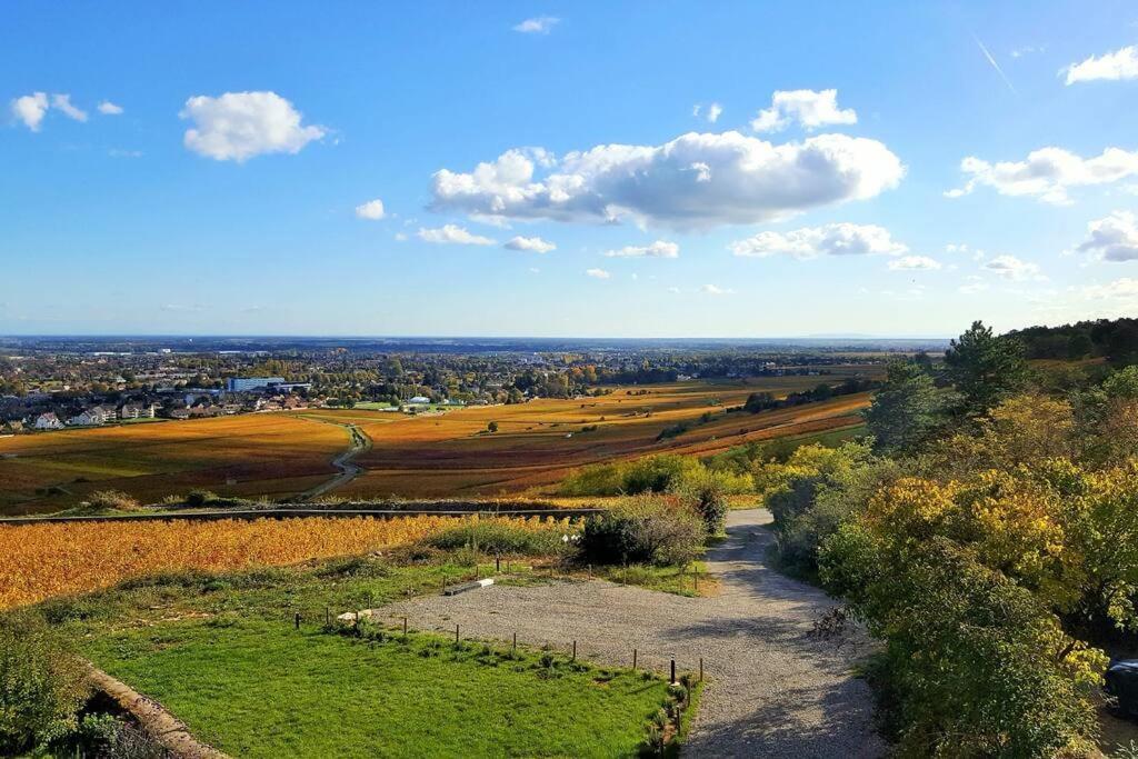 La Maison De L'Ecu : Charme Et Vue Incroyable Бон Екстериор снимка