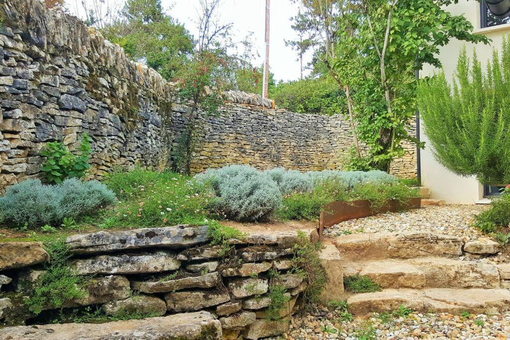 La Maison De L'Ecu : Charme Et Vue Incroyable Бон Екстериор снимка